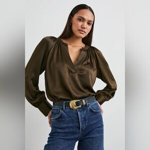 Rails Wynna Top in Dark Moss - Size L